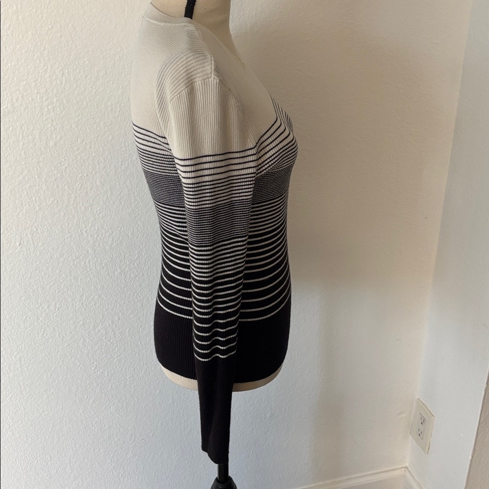 Nine West Long Sleeve Black&White Ribbed Sweater - Picture 5 of 8